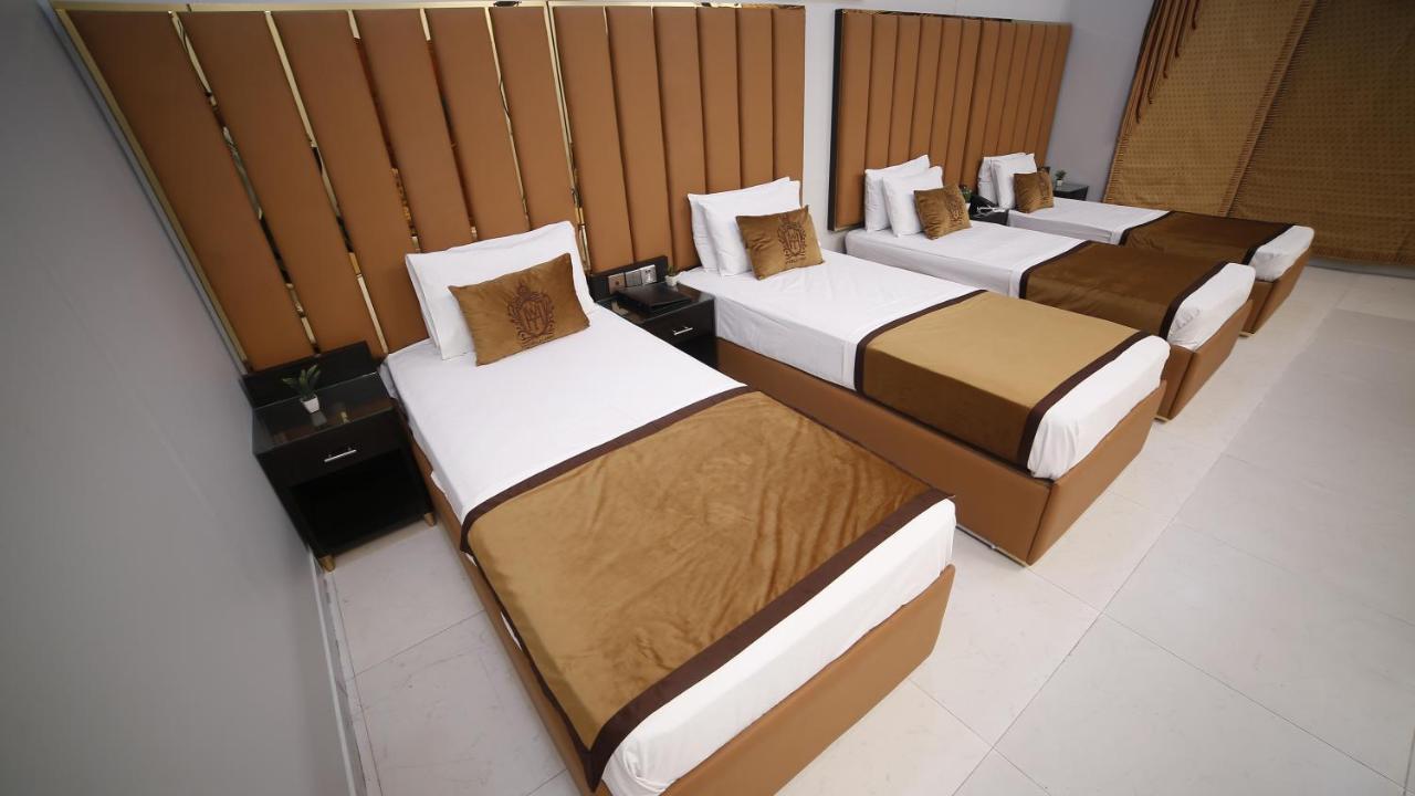 Bed and Breakfast Four Squares Карачи Экстерьер фото